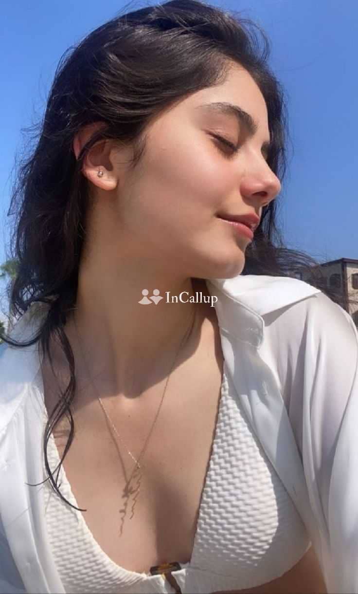 petite only cash payment ok twenty one year old call girls available for day and night service known for being wild - Call Girls in Sheohar