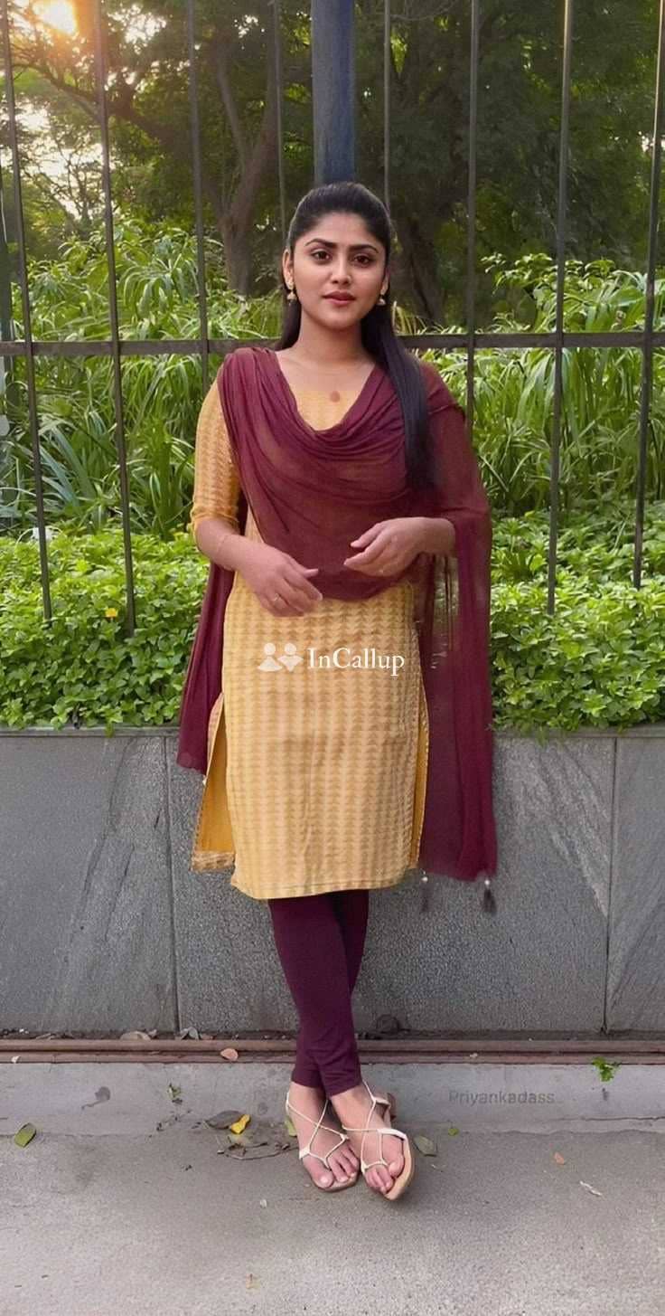 exclusive oral babe available for discreet meetings known for being creative spicy escort girl from shimoga - Call Girls in Shimoga