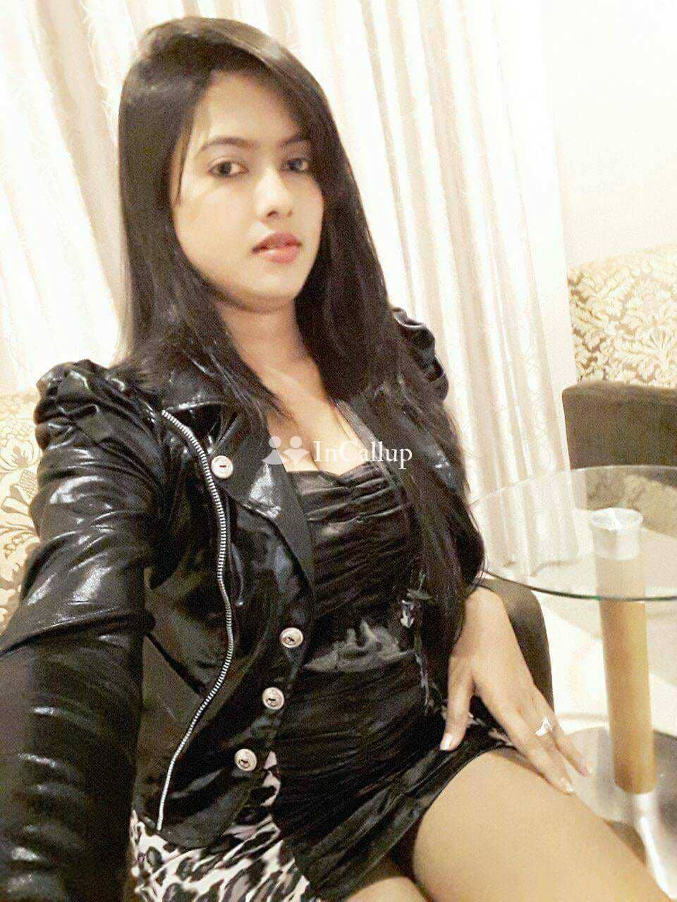 Lo w p ric e V I P to p hot mo del sexy girls  horse available service no online cash payment - Call Girls in Shivpuri