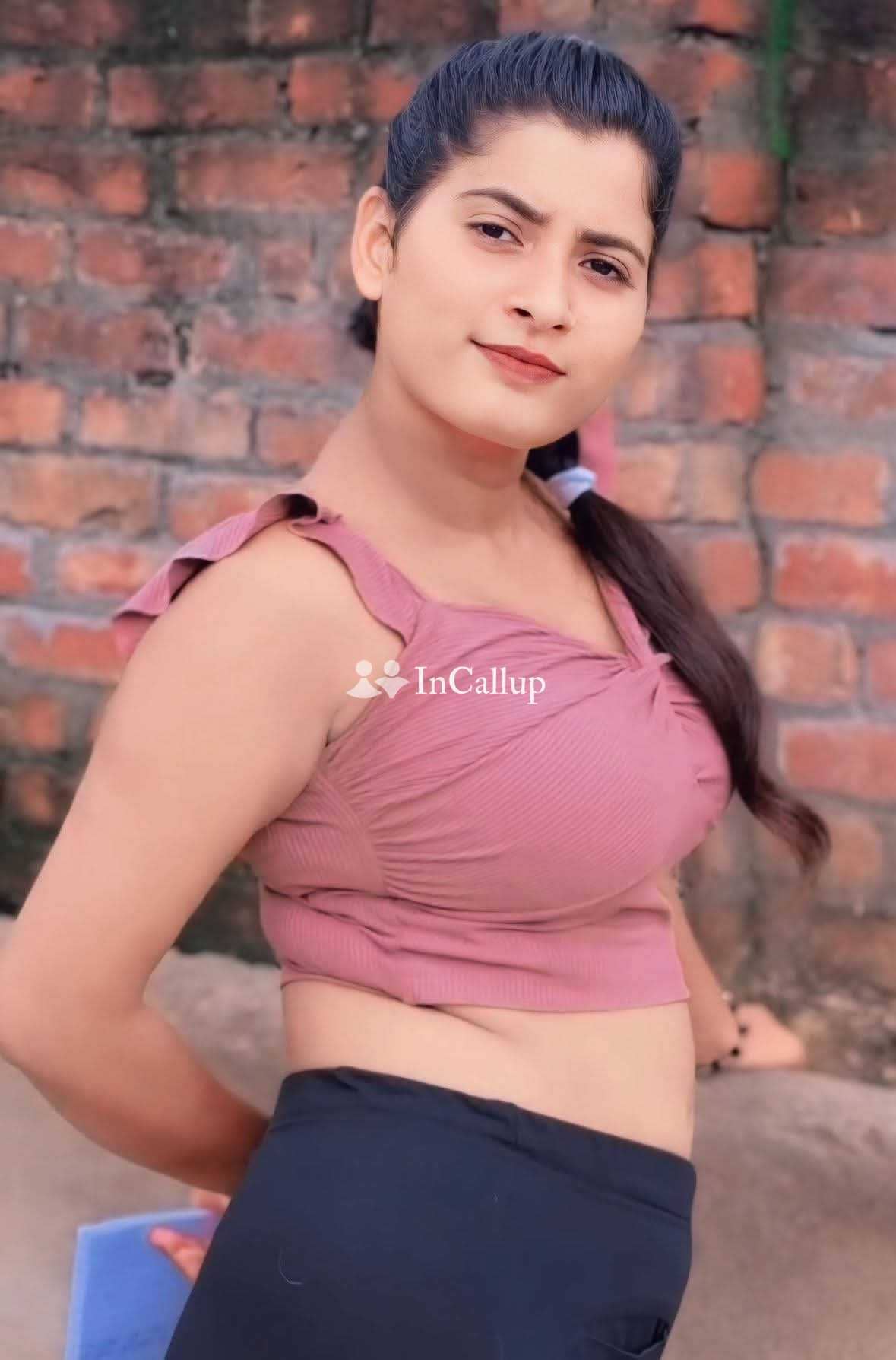 CALL GIRL VIP SERVICE INDEPENDENT COLLEGE GIRL AND BHABHI HOT LOOKING VERY NICE GENUINE CLIENT - Call Girls in Shivpuri