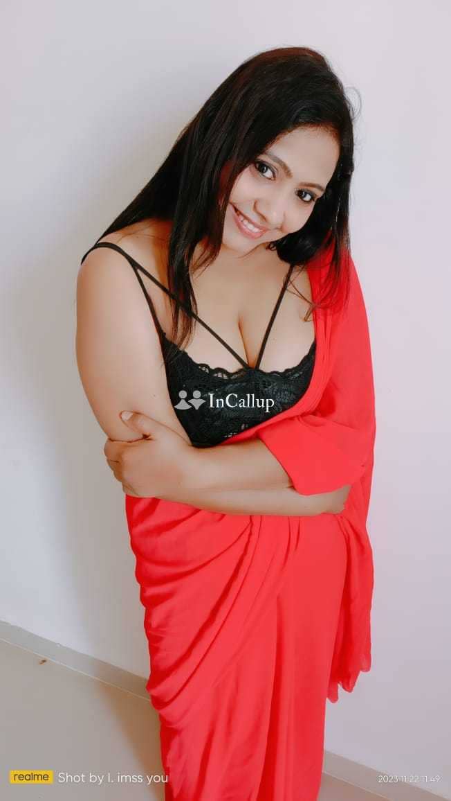 seductive with black hair and brown body type from siddipet available now trusted reliable service - Call Girls in Siddipet