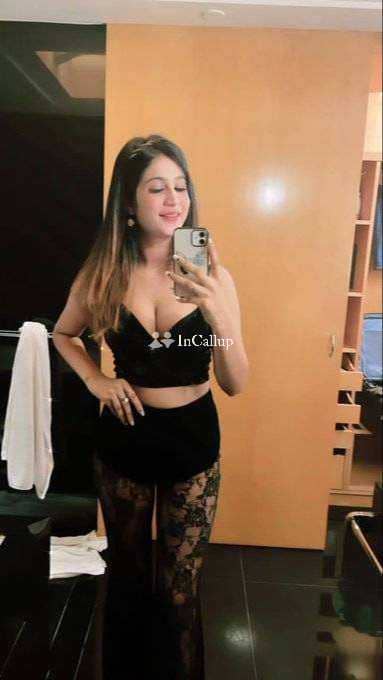 premium escort in sikar available for day and night service angelic angelic black hair and black eyes - Call Girls in Sikar