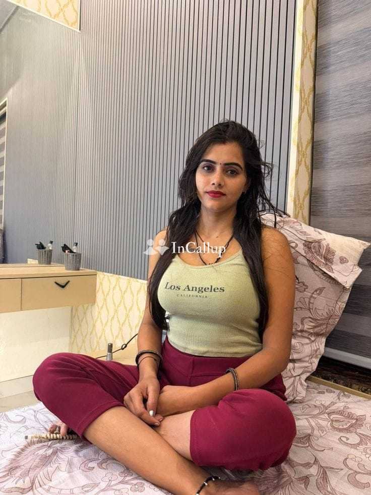 curvy girl in siliguri known for being gentle available now trusted reliable service - Call Girls in Siliguri