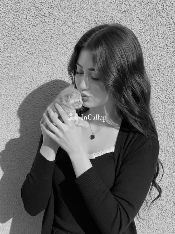 with slim body and black hair known for being caring available for private dates - Call Girls in Siliguri