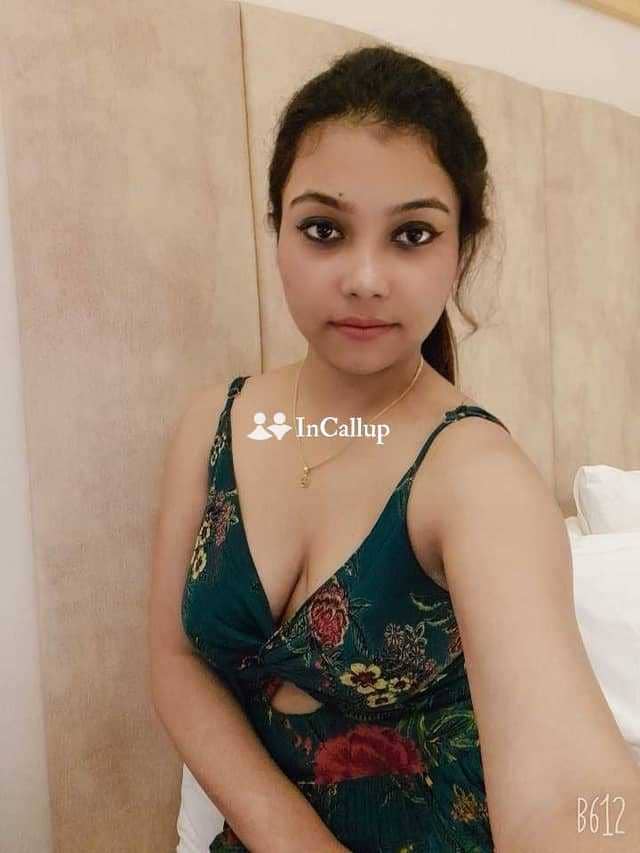 available for long bookings girls from solan known for being attractive sexy black body and brown hair - Call Girls in Solan