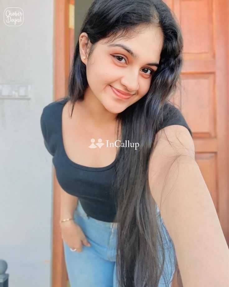 desirable feminine red hair and blue eyes available for outcall known for being fascinating solapur escort service - Call Girls in Solapur