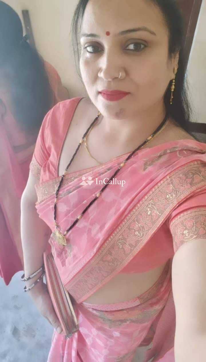 serving clients in solapur this is maya rani a twenty one year old call girls black tall weighing brown - Call Girls in Solapur