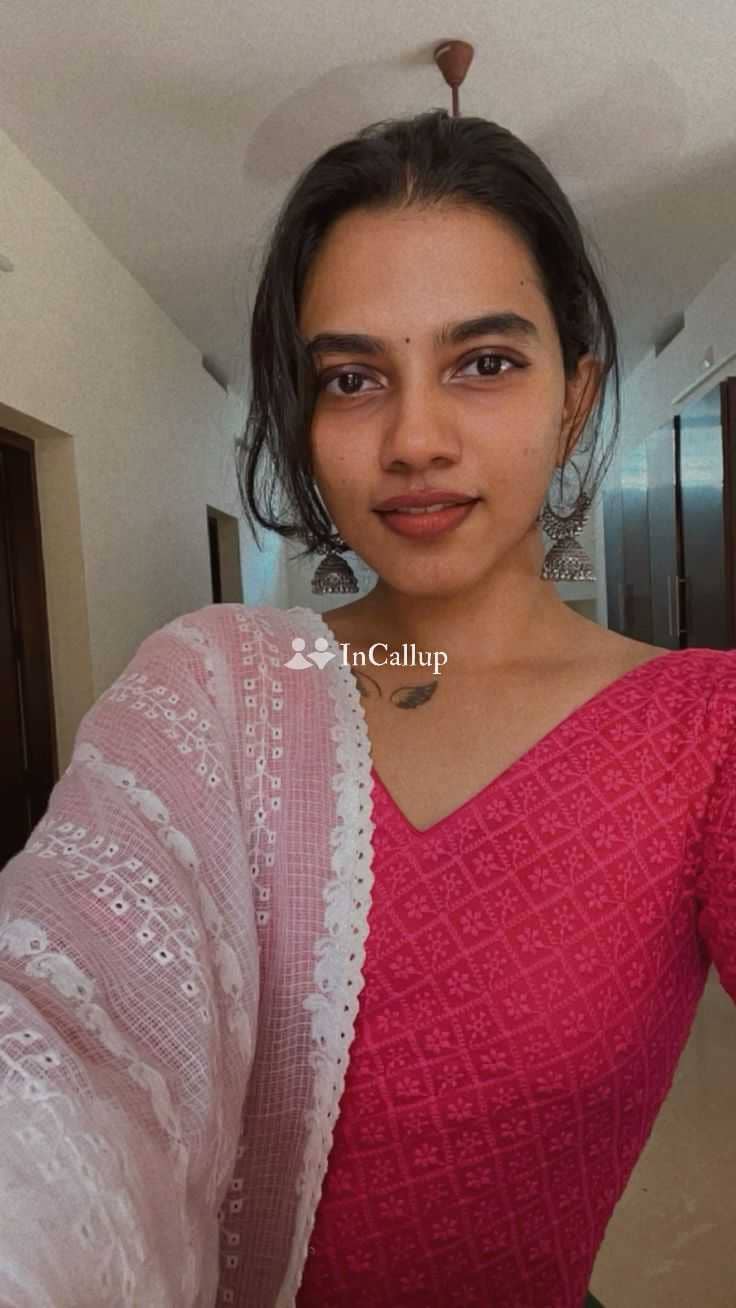 Call girl available top model VIP girl available anytime full 24 hour available - Call Girls in Solapur