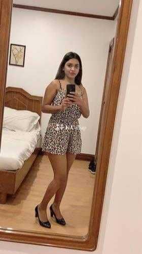 glamorous blonde hair and black eyes spend time with jiya twenty year old call girls lover ready in solapur - Call Girls in Solapur