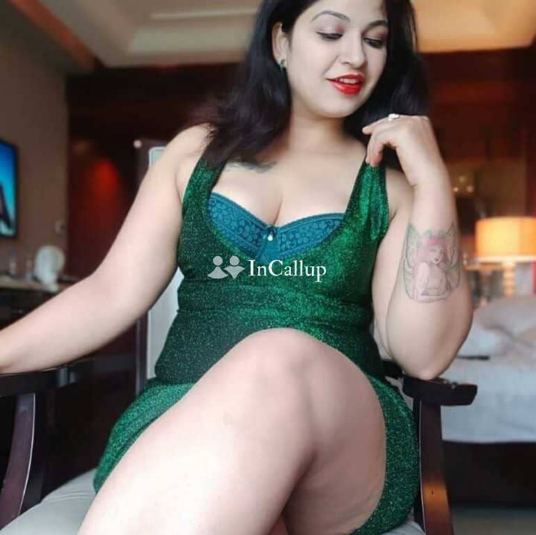 available for incall known for being passionate based in solapur with black hair and green eyes - Call Girls in Solapur