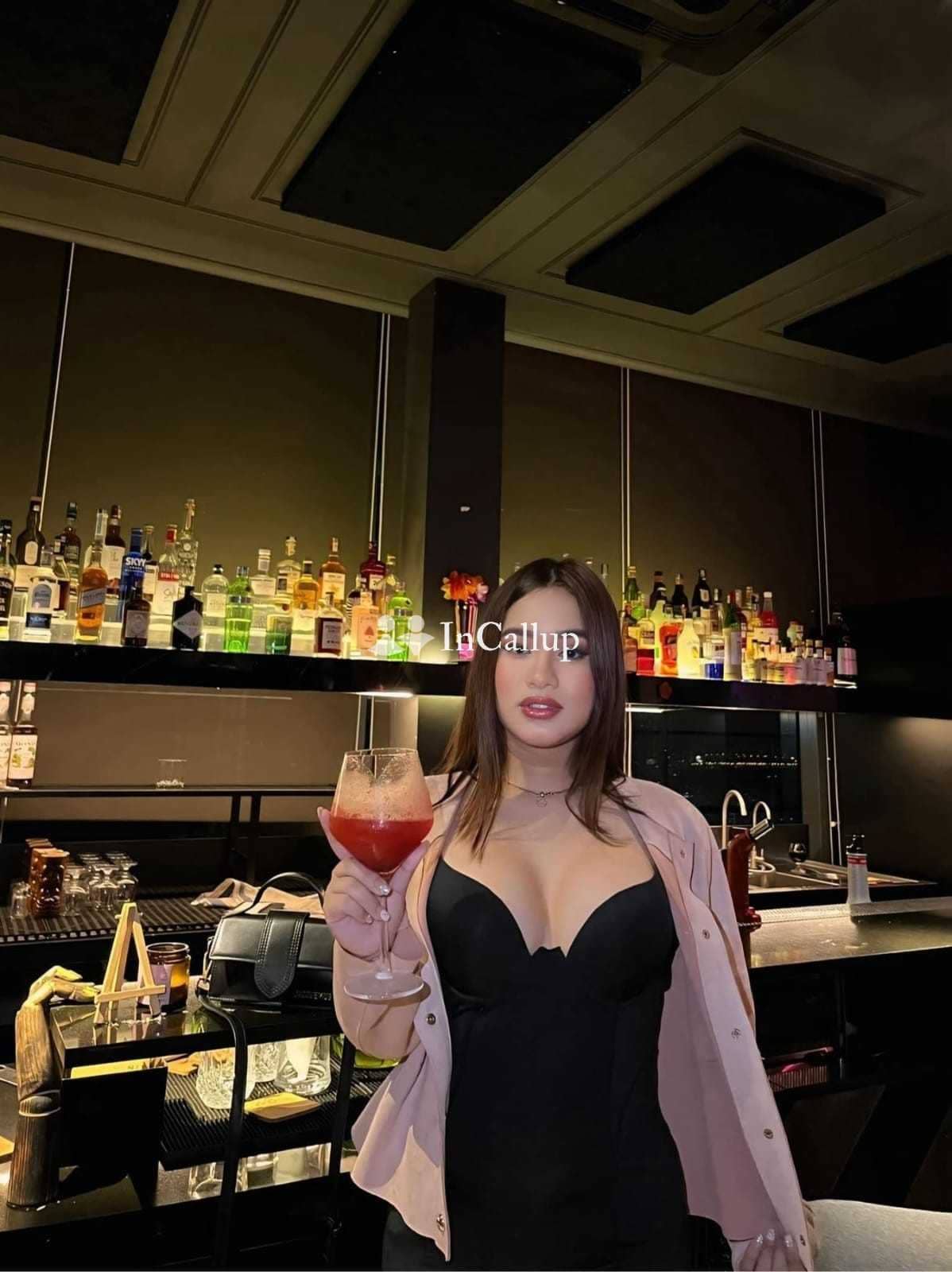 gorgeous escort in sonipat alluring colored hair and black eyes available now trusted reliable service - Call Girls in Sonipat