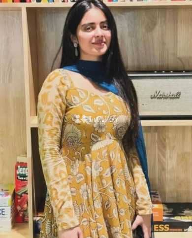 known for being rare meeting in sopore available for short notice available with black body type and black eyes - Call Girls in Sopore