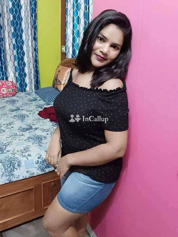discover escort service aged twenty offering elite call girls services known for being charming - Call Girls in Sultanpur