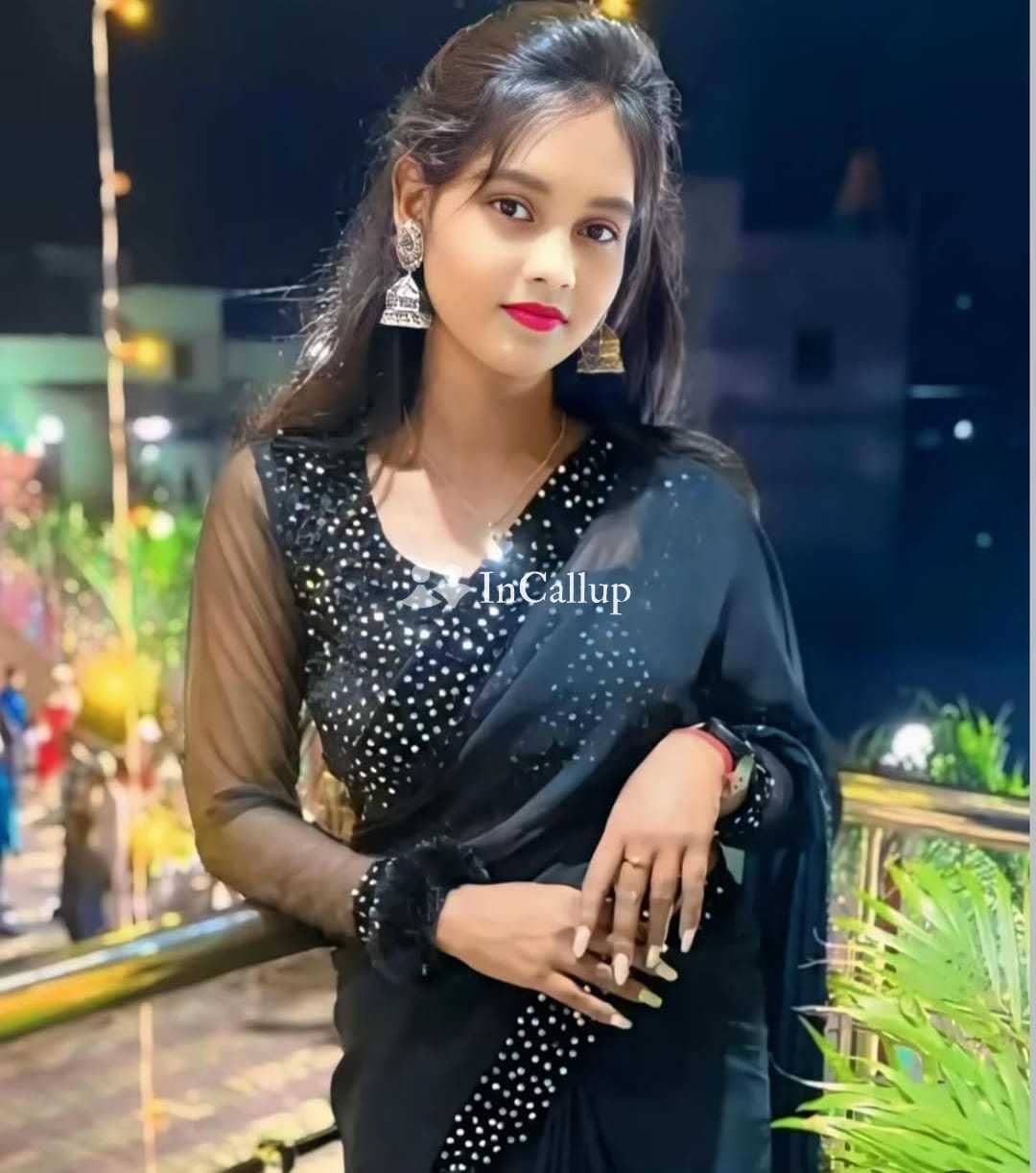meet genuine sarvice vip a twenty one year old call girls black tall weighing brown - Call Girls in Surat
