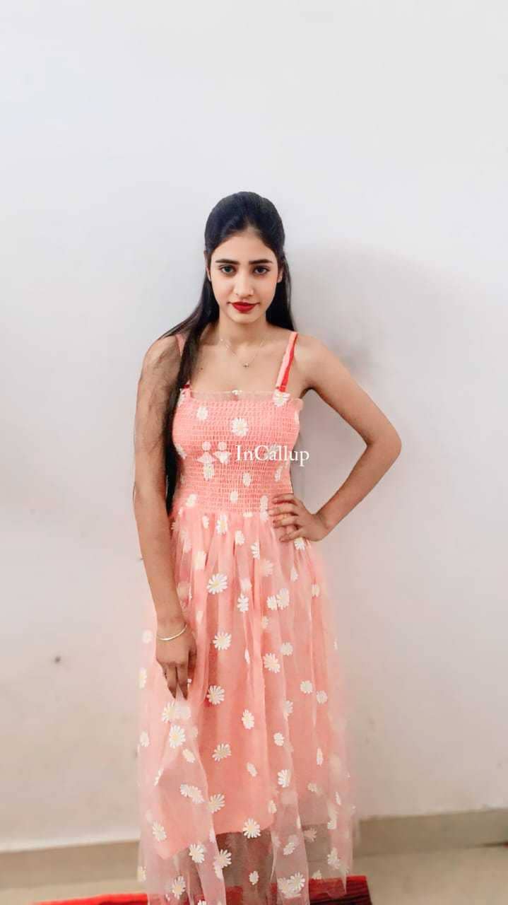 Surat escort agency 24 hour available college girl housewife bhabhi aunty home service hotel service - Call Girls in Surat