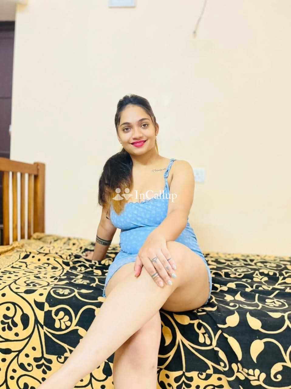 available for available 24x7 known for being sexy feminine black hair and brown eyes - Call Girls in Surat