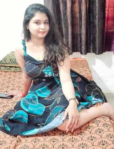 black tall weighing black available for outcall known for being professional available now trusted reliable service - Call Girls in Surat