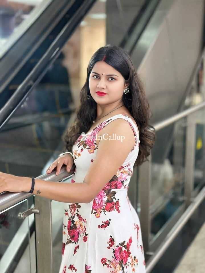 Vip call 🤙 girl Reshma Kumari new model ❤️‍🩹🌿💕 - Call Girls in Surat