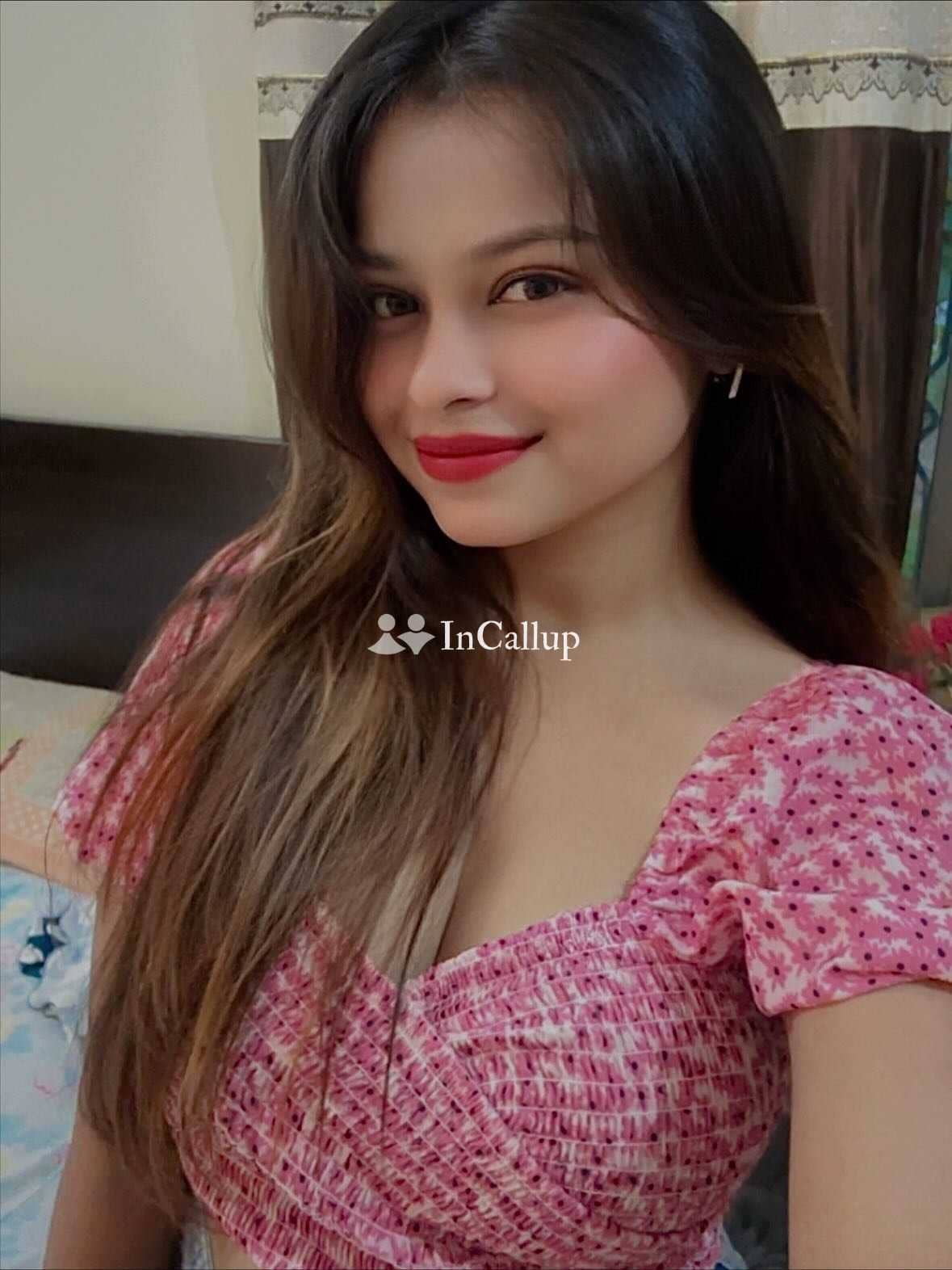 exclusive cash payment twenty two year old call girls from surat available now trusted reliable service - Call Girls in Surat