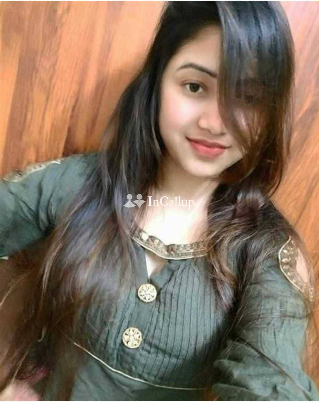 Surat Hot model available - Call Girls in Surat