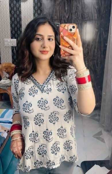 perfect black hair and black eyes known for being energetic offering service in surat - Call Girls in Surat