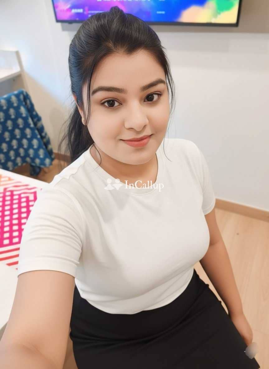 gorgeous escort in surat playful black body and black hair available for advance booking - Call Girls in Surat
