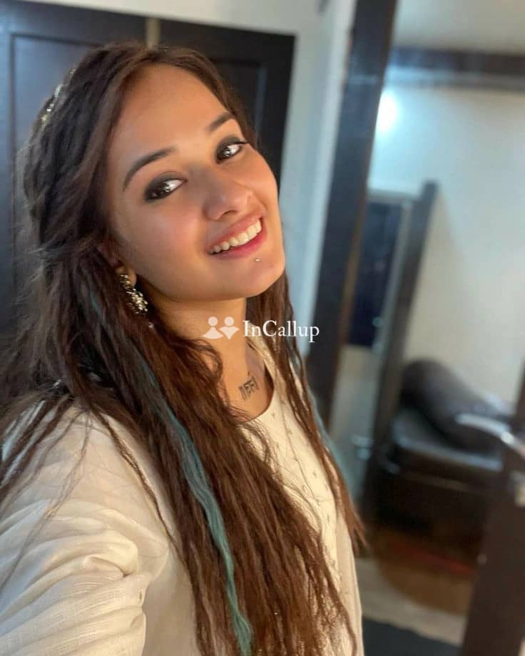 sensational kajal joshi 22 the seductive call girl offering unforgettable experiences in surat - Call Girls in Surat