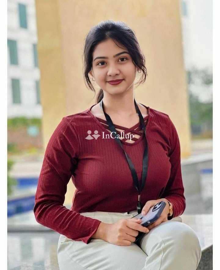 from suryapet charming youthful black hair and brown eyes available for long bookings - Call Girls in Suryapet