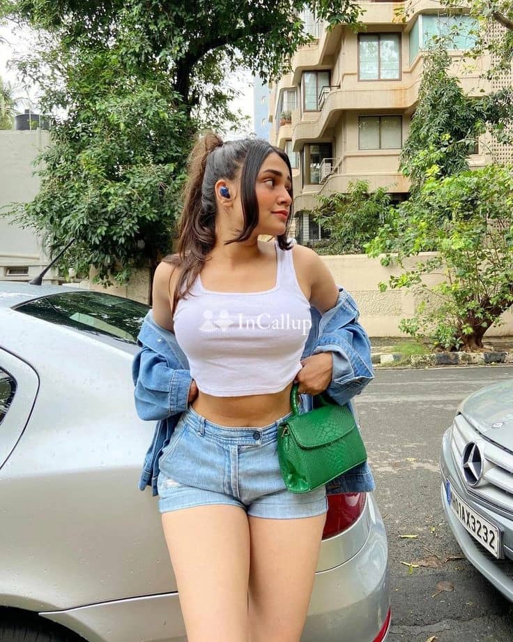 known for being wild mature black hair and black eyes your dream girl arawy angel eighteen years old call girls - Call Girls in Thane