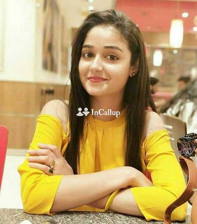 glamorous friendly escort in thoubal alluring black hair and brown eyes available now trusted reliable service - Call Girls in Thoubal