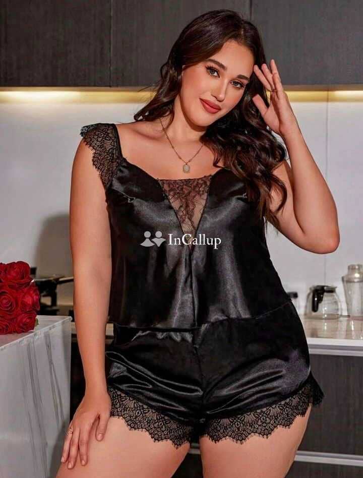 explore only cash payment stunning twenty year old call girls companion available now trusted reliable service - Call Girls in Uluberia