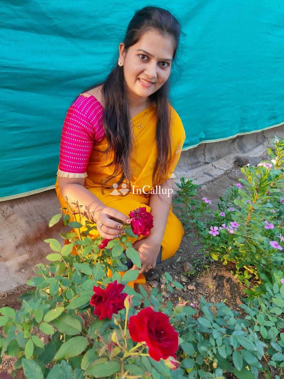 friendly escort in uluberia available for flexible hours mature oral body ejaculation doggy style companion - Call Girls in Uluberia