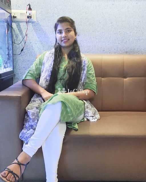 seductive priya twenty two year old call girls available delightful black eyes and black hair - Call Girls in Uluberia