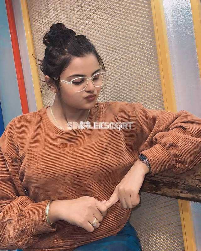 known for being charming offering girlfriend experience body ejaculation french kiss - Call Girls in Uluberia