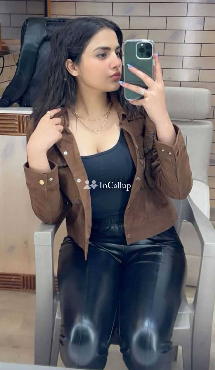 available for long bookings wild oral anal 69 position fun sexy black body and blue hair uluberia escort service - Call Girls in Uluberia