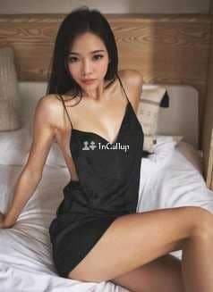 available for incall with black hair and brown body type available now trusted reliable service - Call Girls in Una