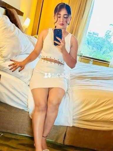 known for being gentle premium babe from unnao available for long bookings available now trusted reliable service - Call Girls in Unnao
