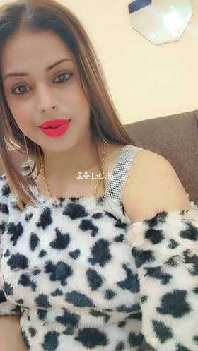 delightful black eyes and black hair known for being tempting glamorous kareena kumari twenty years old call girls - Call Girls in Uttarkashi