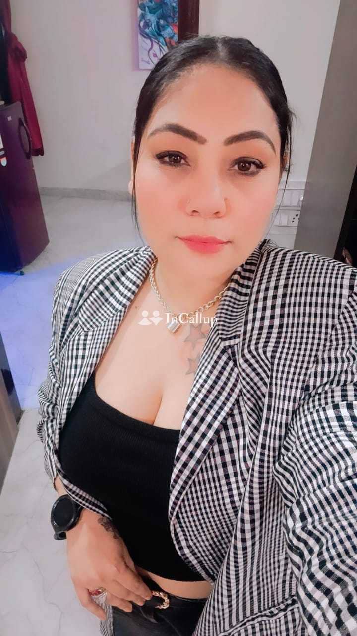 Rakhi Kumari service deti hai - Call Girls in Vadodara