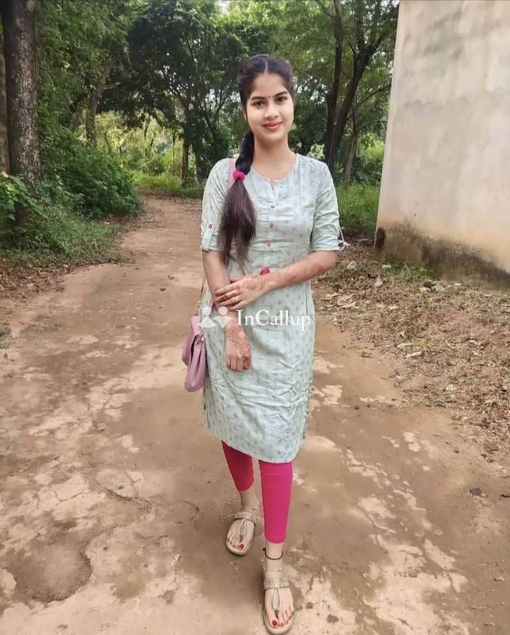 luxury black hair and brown eyes escort service in vadodara available now trusted reliable service - Call Girls in Vadodara