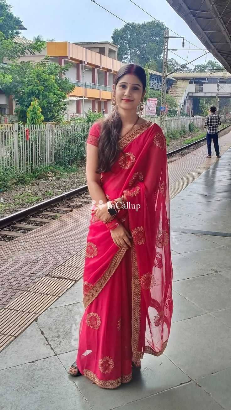 bold black hair and brown eyes introducing cash payment availab a twenty two year old call girls ready to please - Call Girls in Valsad