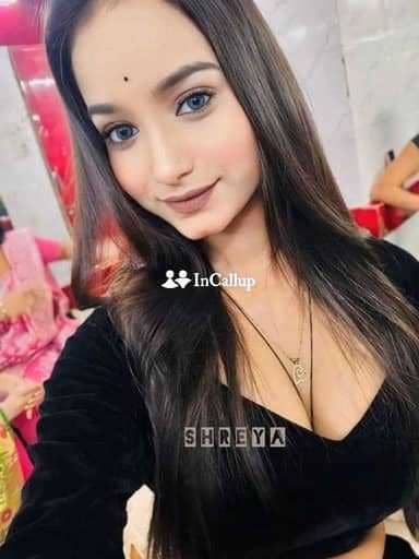 seductive black hair and black eyes available for both incall and outcall available now trusted reliable service - Call Girls in Vapi
