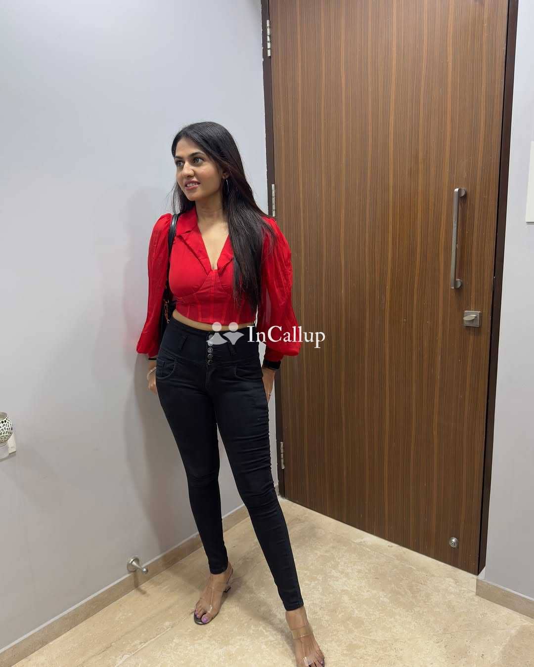 elite soni kumari twenty one years old call girls available for home visits from vapi - Call Girls in Vapi