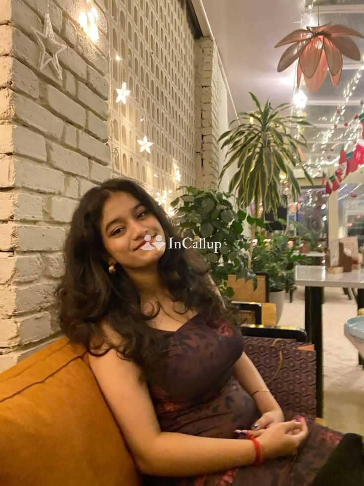 sweet khushi twenty one years old call girls for your pleasure available for day and night service - Call Girls in Vapi