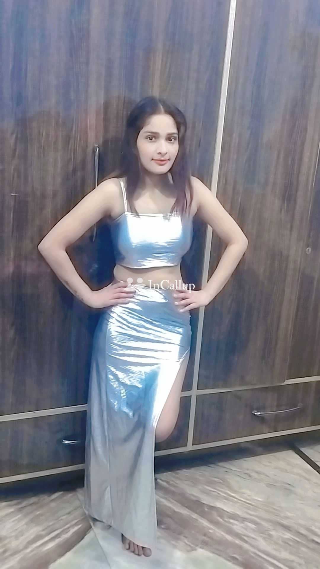 Varanasi near cannt call me for service booking available  call me for confirmation booking amount 5 - Call Girls in Varanasi