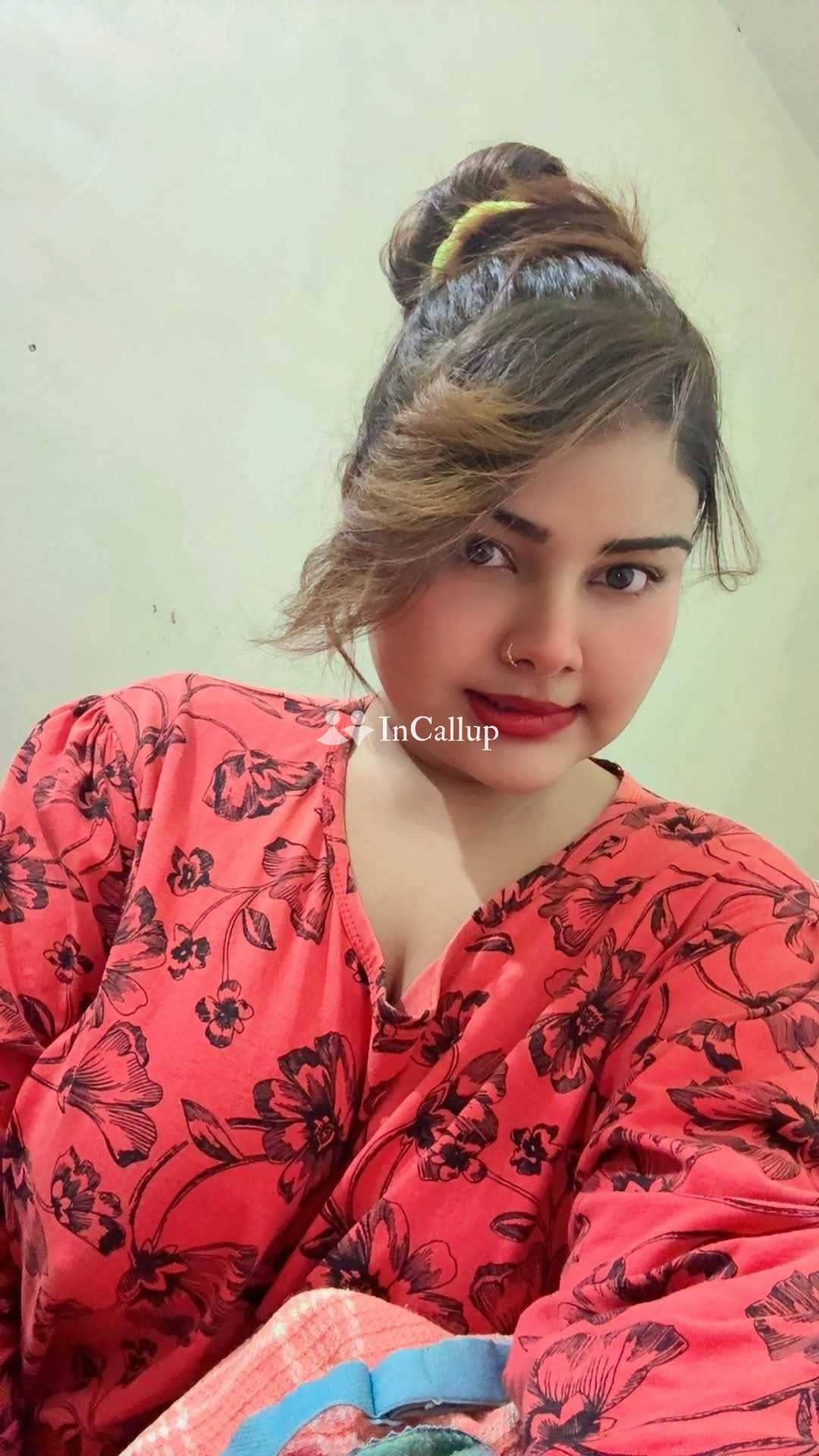 petite sunena singh twenty one year old call girls steamy available now trusted reliable service - Call Girls in Varanasi