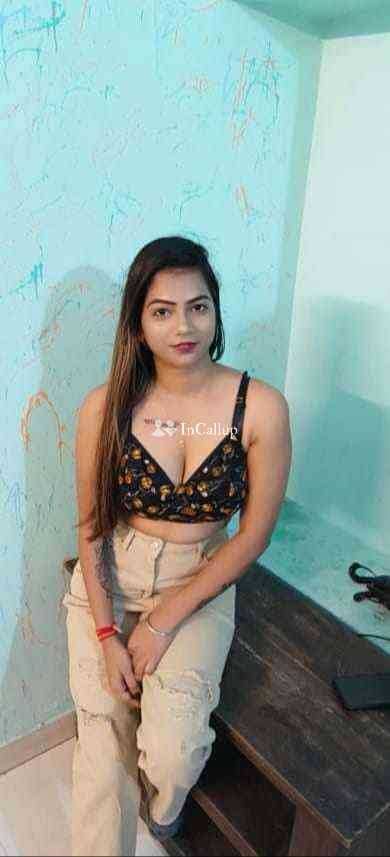 known for being magnetic dreamy black eyes and black hair hot companion in varanasi - Call Girls in Varanasi