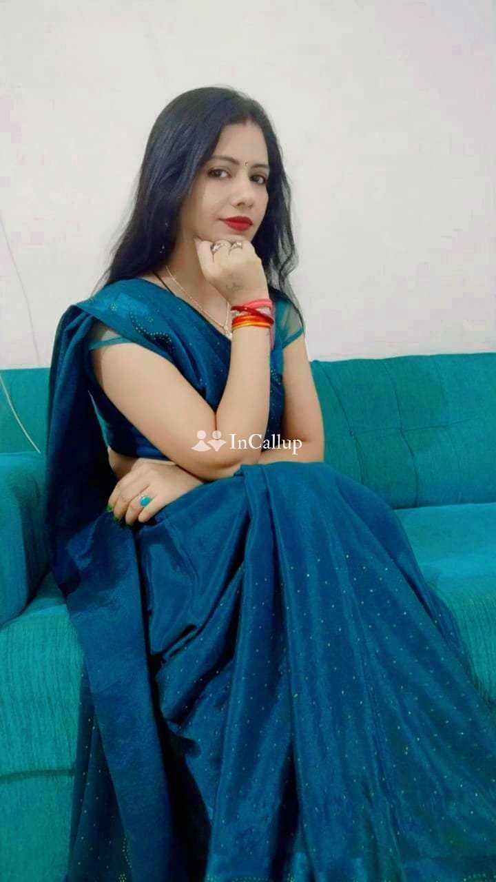 horny stunning manshi mehta twenty one years old call girls playmate flawless black eyes and black hair - Call Girls in Varanasi