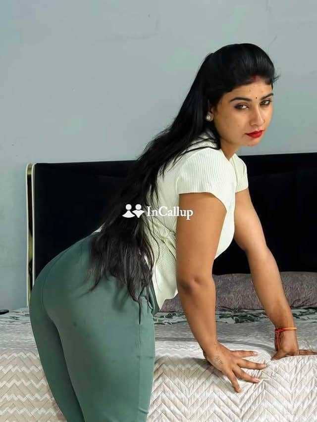 beautiful model in vasai virar with busty body and blonde eyes charming available now trusted reliable service - Call Girls in Vasai Virar