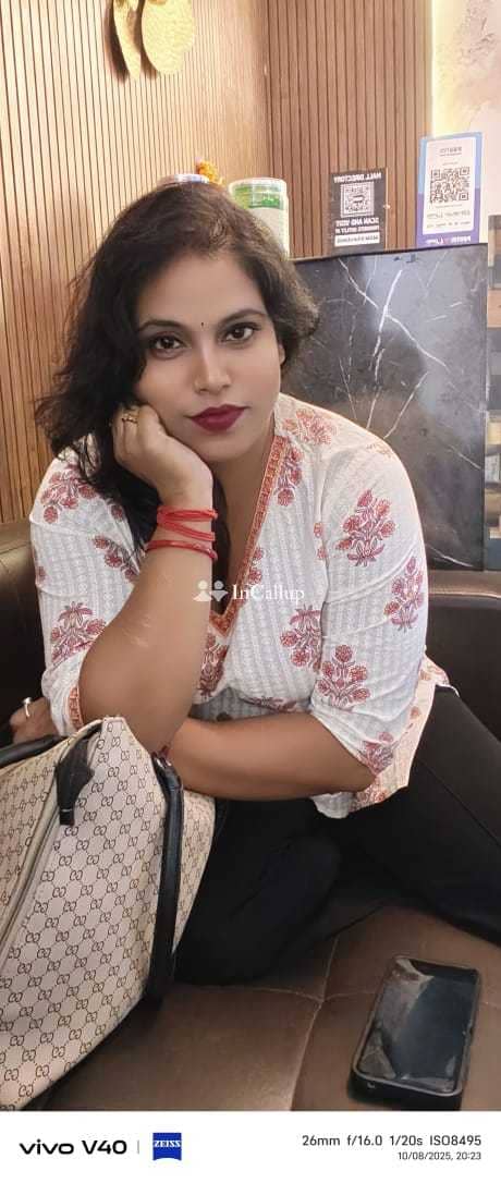 meet priya verma the twenty one year old call girls you desire known for being elegant girl staying in vasai virar - Call Girls in Vasai Virar